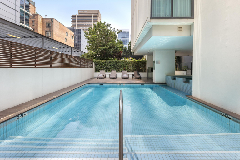 Sport & Beauty 2, Oaks Brisbane on Charlotte Suites, Brisbane