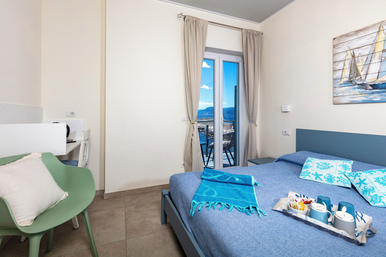 Bedroom 3, la casa del pescatore affittacamere, Nuoro