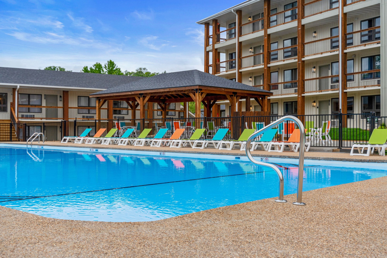Others 4, Rc305a- The Landing Pad 2 Bedroom Condo, Taney
