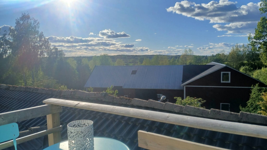 Others 1, Charming Countryside Apartment Near Koping - Pet Friendly!, Köping