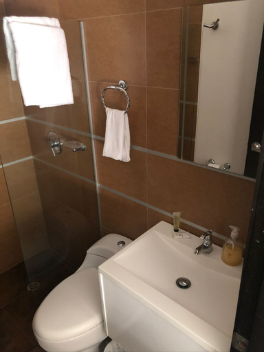 Bathroom, Mare ApartaSuite, Yumbo
