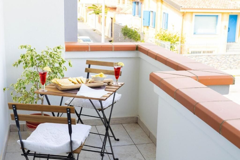 Others 3, Corona Guest House, Cagliari