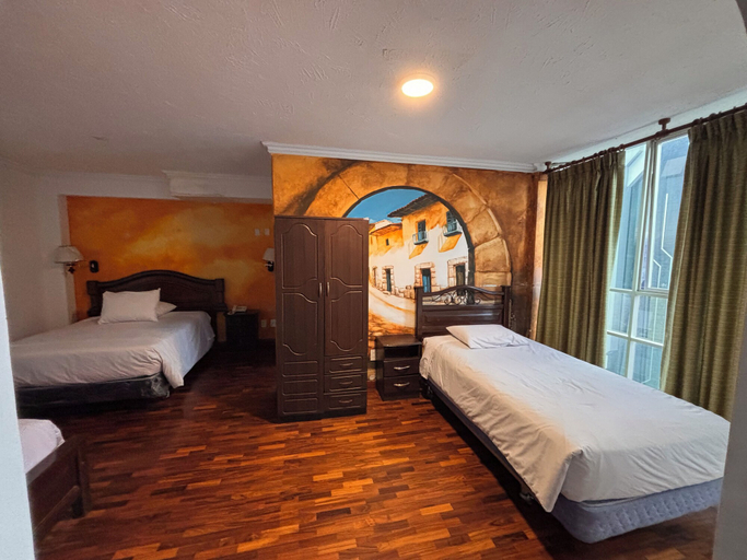 Bedroom 3, Hotel Berlina, Pedro Domingo Murillo