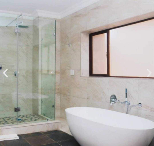 Bathroom 4, Keleo Safari Lodge, Waterberg