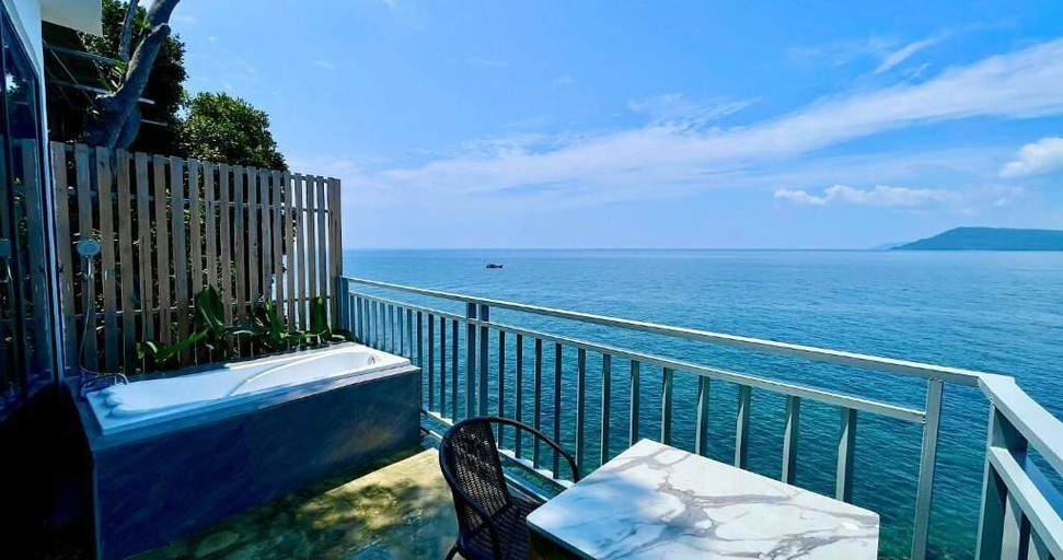 Others 5, The Cliff Bungalow, Sihanoukville