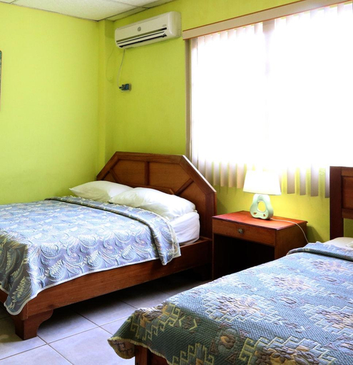 Bedroom 3, Vista Mar Hotel, Bocas del Toro