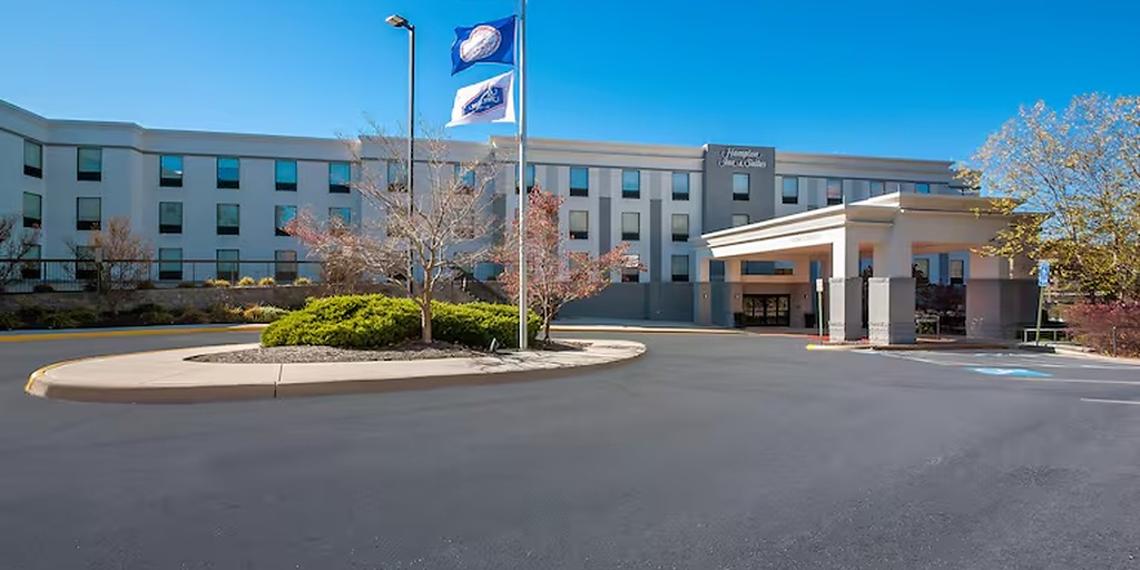 Exterior & Views 1, Hampton Inn & Suites Mt. Vernon Belvoir Alexandria, Fairfax