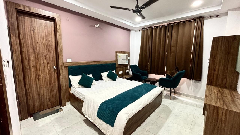 Others 2, Hotel Triyugi Dham, Dehradun