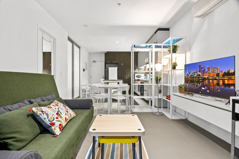 Others 1, City-view 2-bed Apartment Melbourne CBD, Melbourne