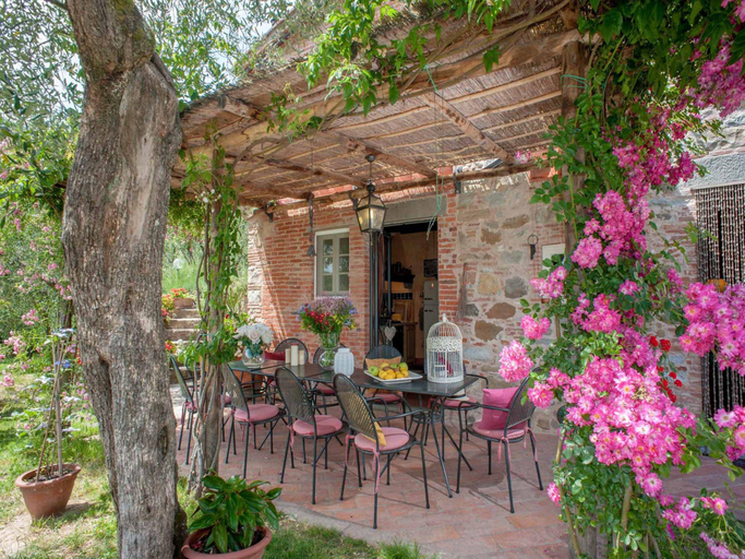 Others 4, Villa in Lucca with Pool near Tuscan Coast, Lucca