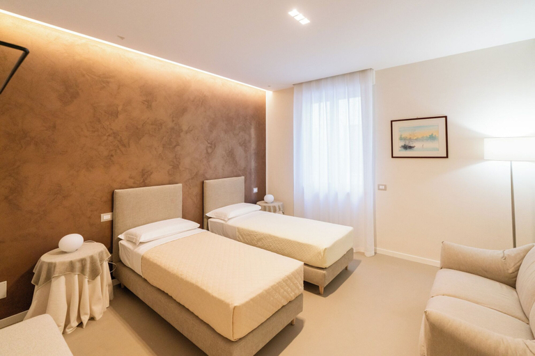Others 4, Residenza De Nicolis - 50mt Piazza Erbe, Verona