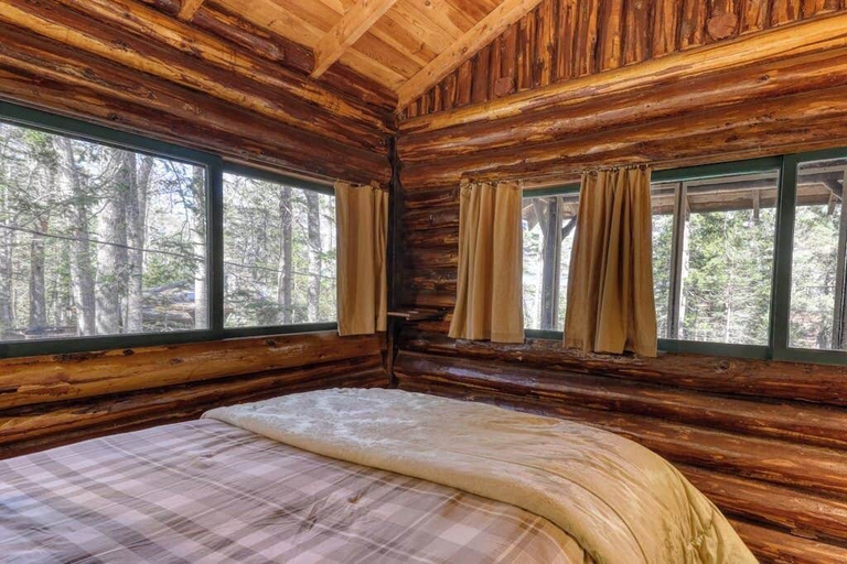Others 2, Dreamy Wooded Cabin W/ Spacious Deck, Free Wifi, Secluded Location & More, Lincoln