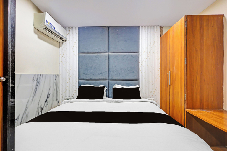 Others 2, Townhouse Rau Circle, Indore