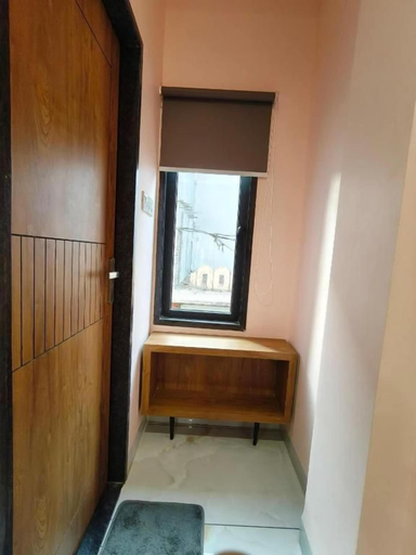 Others 5, Hotel Kanak Shree, East Nimar