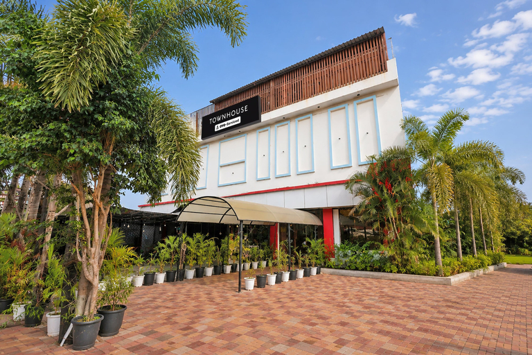 Others 1, Townhouse Rau Circle, Indore