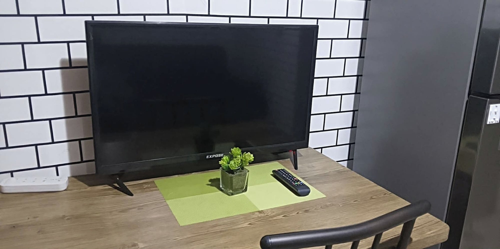 Others 4, Serene 1-bedroom Apartment With Shared Pool in Pasay, Pasay City