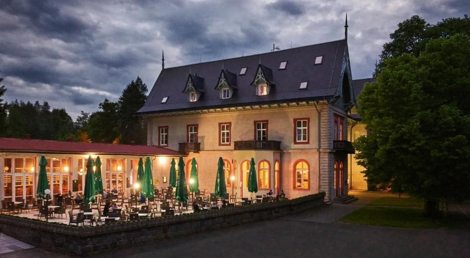Others 1, Hotel Mezní Louka, Děčín