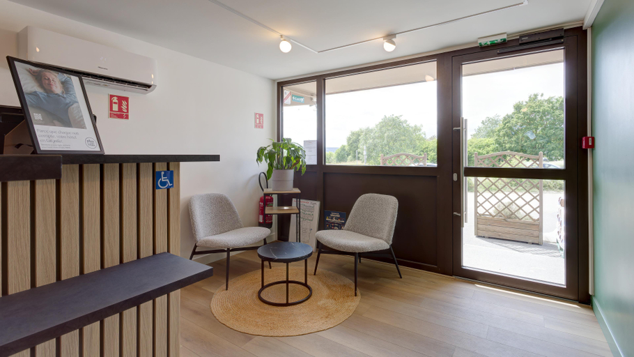 Public Area 3, Campanile Epernay Dizy, Marne