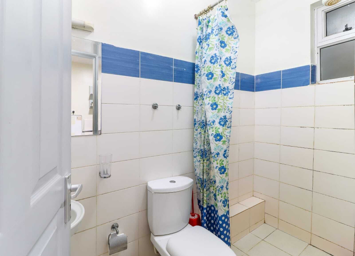 Bathroom, Racecourse Gardens View Palace Apartment, Dagoretti South