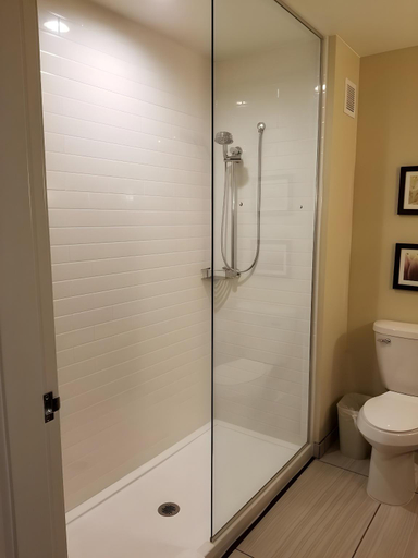 Bathroom 4, Comfort Suites University Brookings, Brookings
