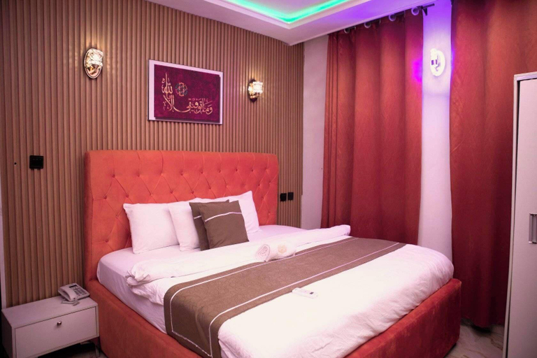 Others 5, Sakura Apartments, Owerri West