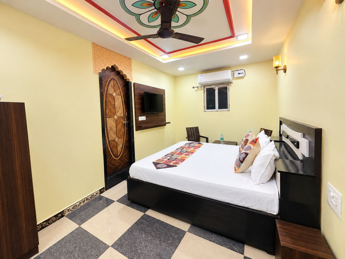Others 4, Hotel Laxman Place, Jodhpur