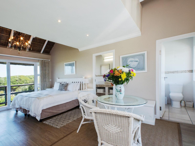 Bedroom 3, Beach Break Guest Houses and Villas, Cacadu