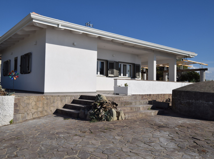 Others 5, Villa Paola Caposuvero, Catanzaro