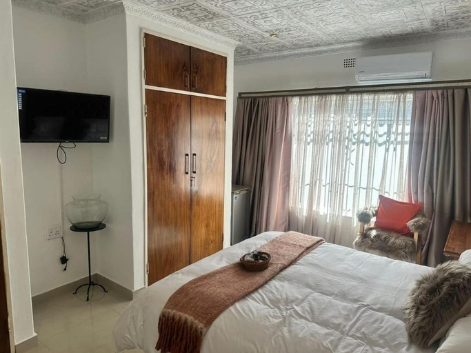Others 2, Golden Sands Escapes, City of Cape Town