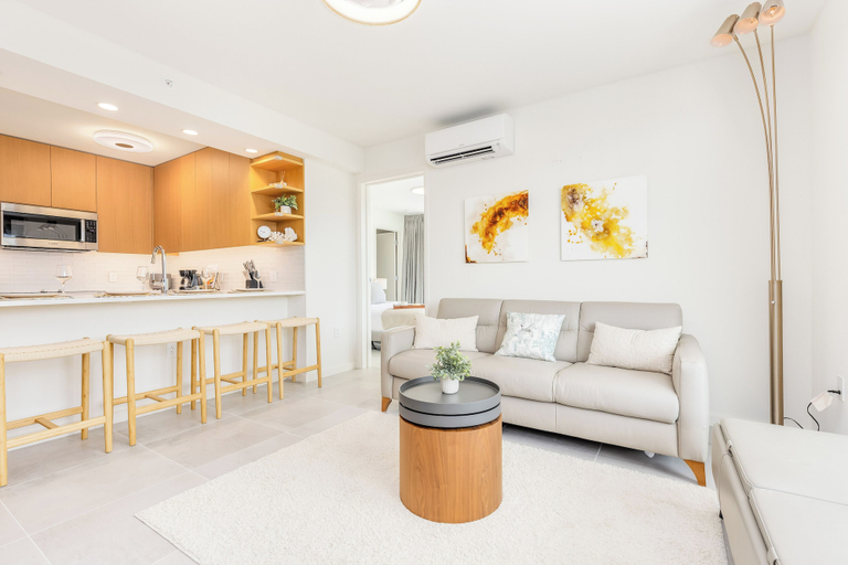 Others 3, Sky Ala Moana Luxury Condo Offering MT Views and Top Amenities, Honolulu