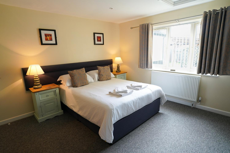 Bedroom 2, Grove House - Woodbridge, Suffolk