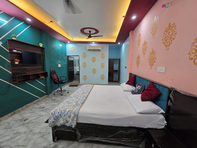 Others 1, VIP Inn, Faizabad