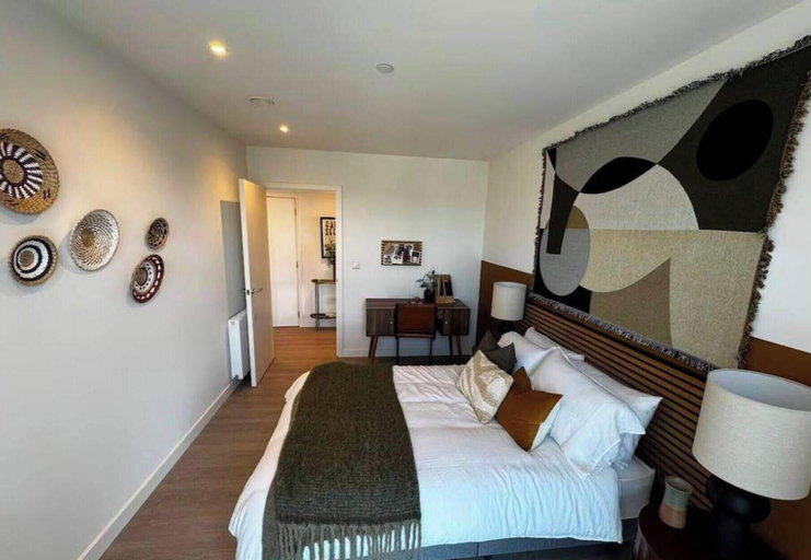 Others 2, Cozy London Apartment With 2 Bedrooms, London