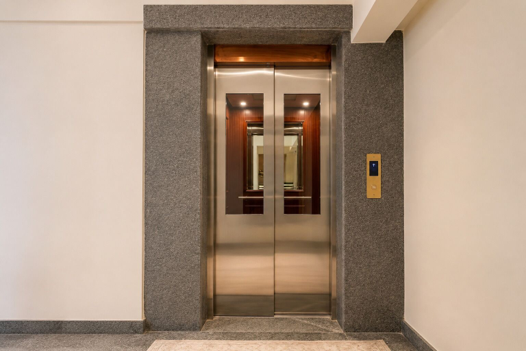 Others 5, Hotel Shiny Grand, Kamrup
