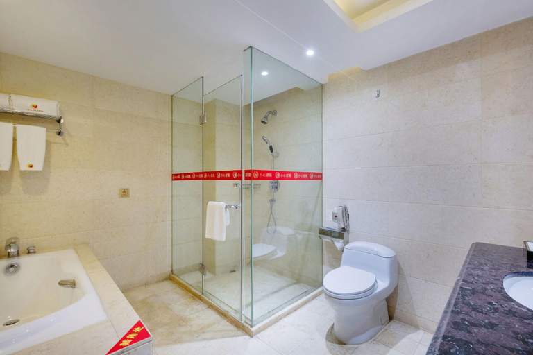 Bathroom 4, Shinewon Continental Hotel, Lu'an