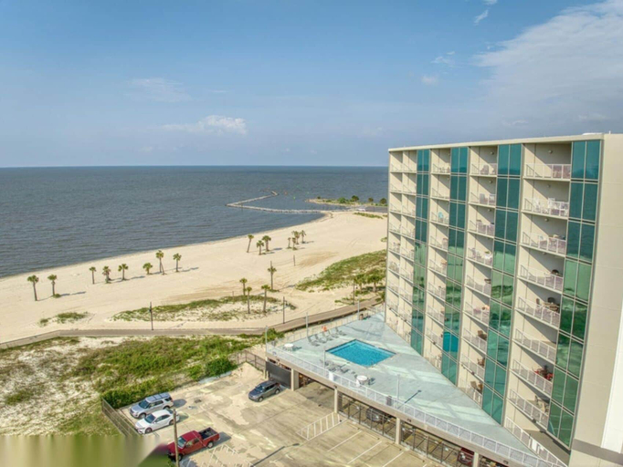 Others 2, Sea Breeze Beachfront Poolside 202, Harrison