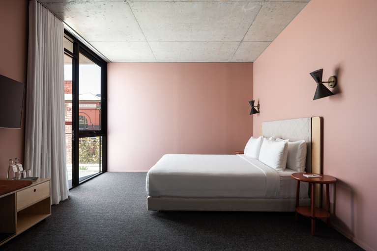 Bedroom 3, Alex Hotel, Perth