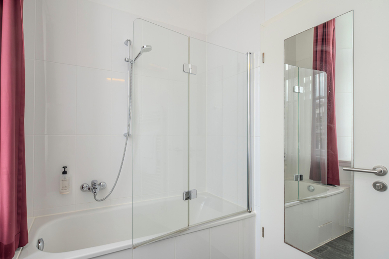 Bathroom 5, GLS Campus Hotel, Berlin
