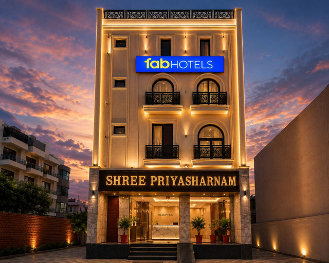 Others 1, FabHotel Shree Priyasharnam - 500 m from prem mandir, Mathura