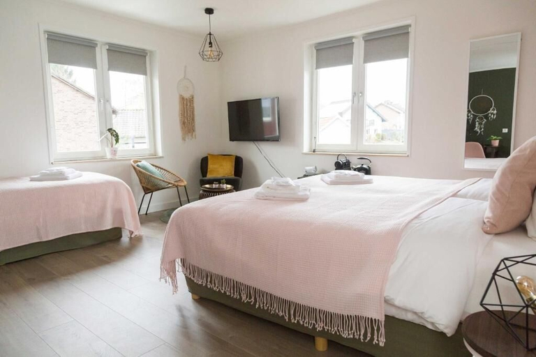 Others 5, Hotel Vier Jaargetijden, Gulpen-Wittem