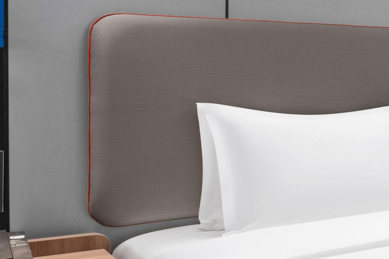 Bedroom, Holiday Inn Express HARBIN CENTRAL AVENUE by IHG, Harbin