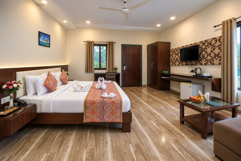 Bedroom 3, The Elegance Resort, Chittaurgarh