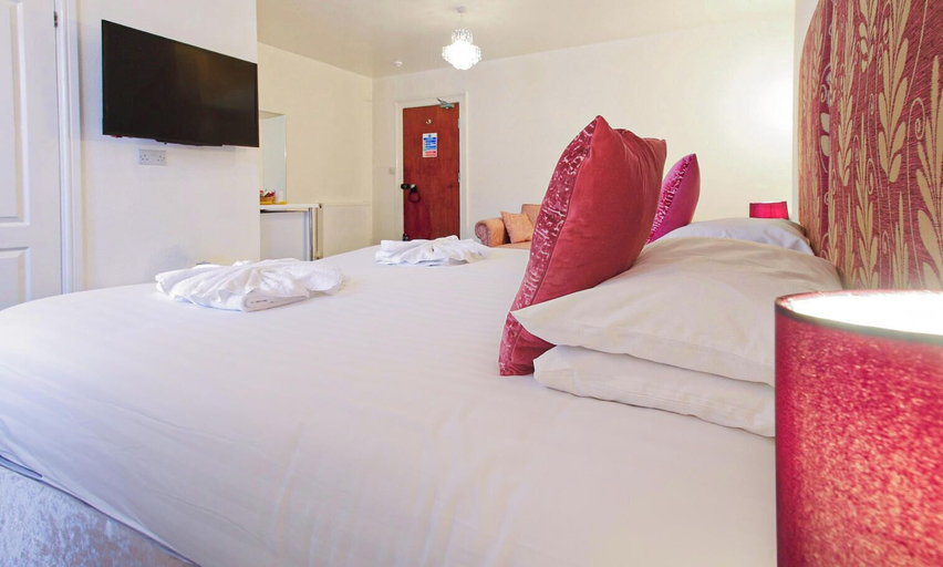 Bedroom 2, Allerdale, Torbay