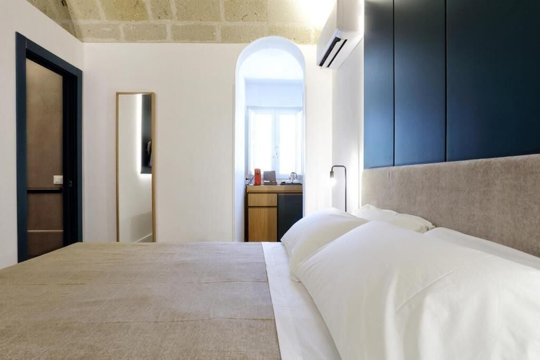 Others 3, Mazzini Accommodation, Trapani