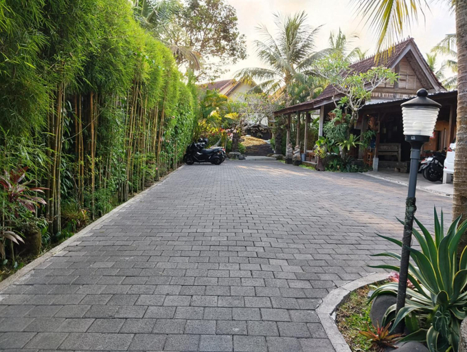 Public Area, Alamdini Resort Ubud, Gianyar