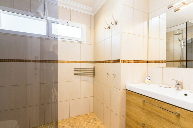 Bathroom 3, Sunsuites Collection - Las Flores, Las Palmas