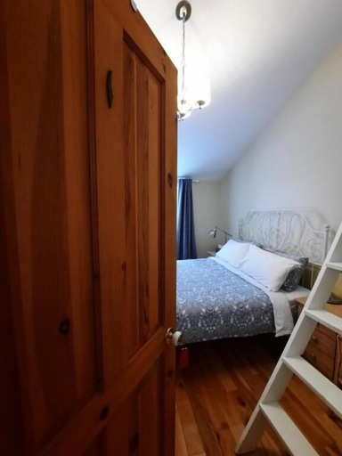 Bedroom 2, Auberge Schweizer, Brome-Missisquoi