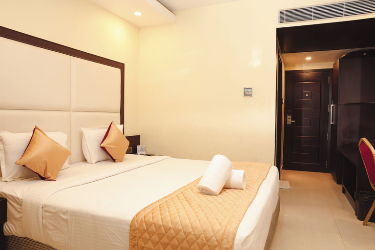 Others 4, Hotel Himalayaa, Tiruvannamalai