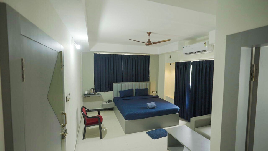 Others 3, Rajdhani Premium Hotel, Cuttack