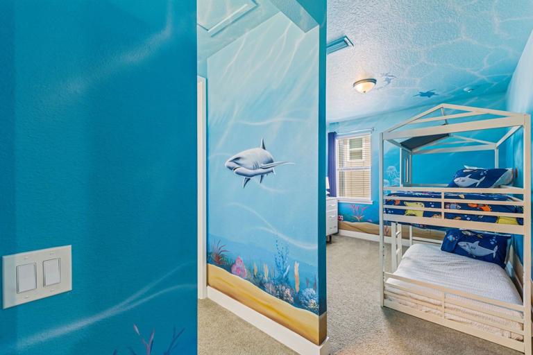 Others 3, Energetic Bright Villa With Theater at Encore, Osceola